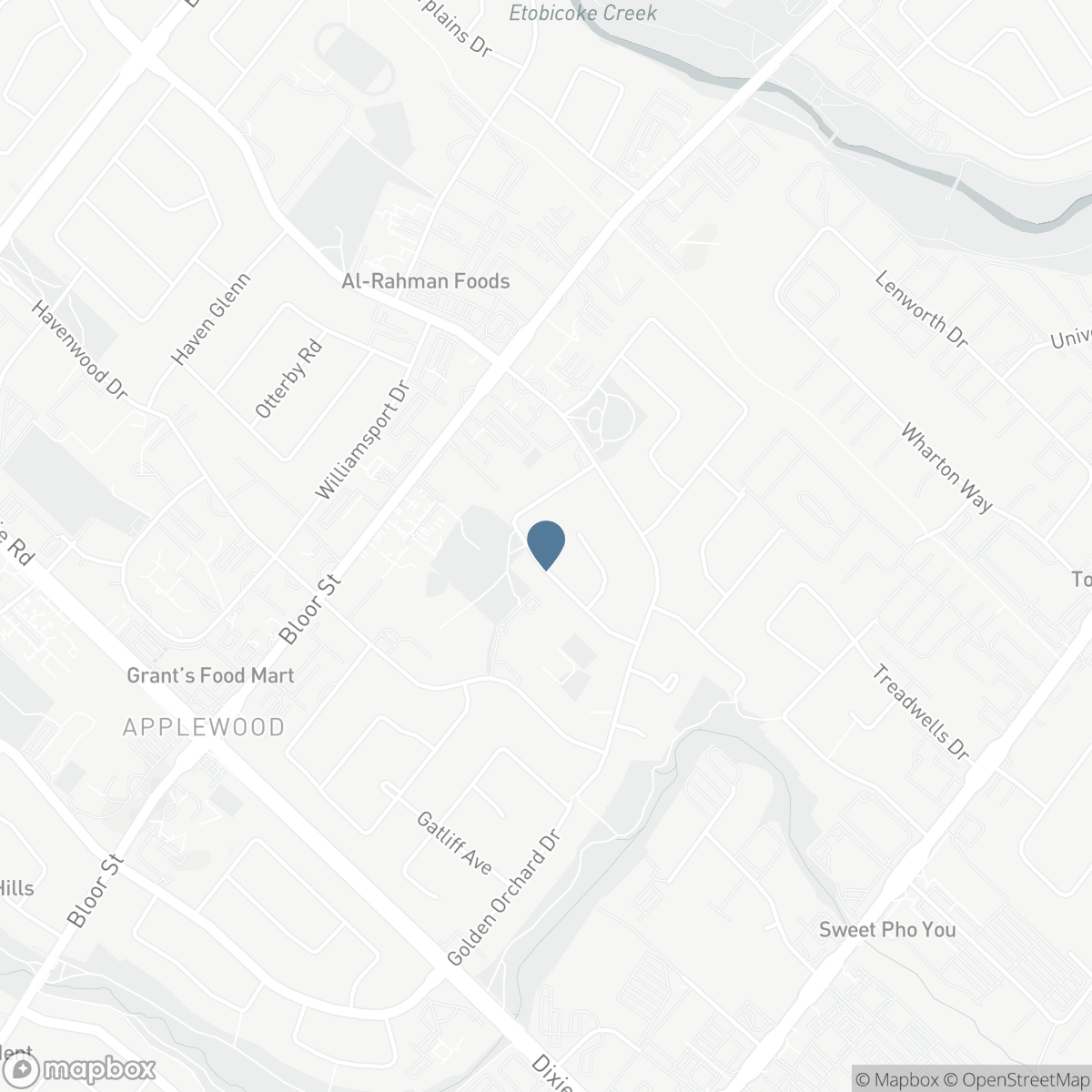 3302 CARDROSS ROAD, Mississauga, Ontario L4X 2N2